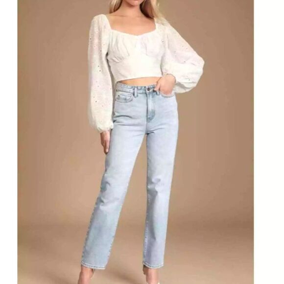 LuLu's Eagerly Anticipate White Embroidered Long Sleeves Floral Crop Top Sz SX - Picture 3 of 12